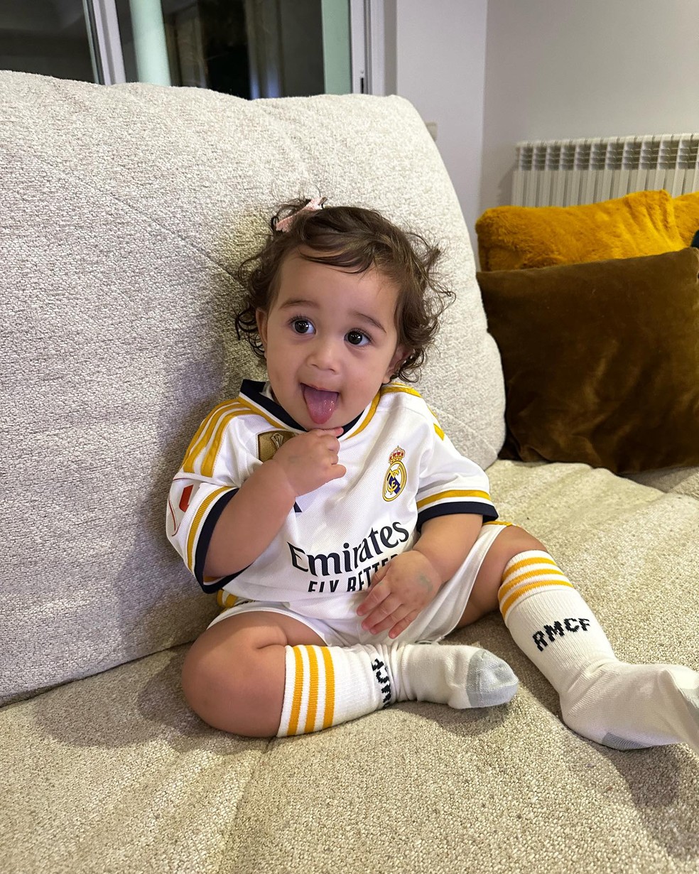 Cecília, filha de Karoline Lima e Éder Militão — Foto: Reprodução/Instagram