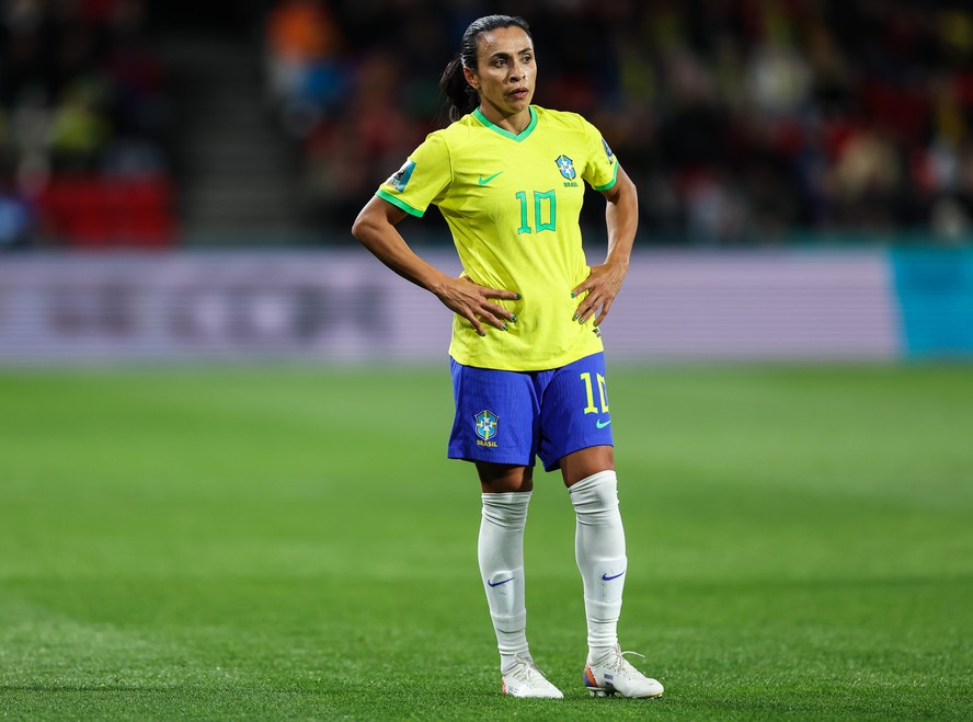 Marta inclui protesto na chuteira durante Copa do Mundo feminina 2023