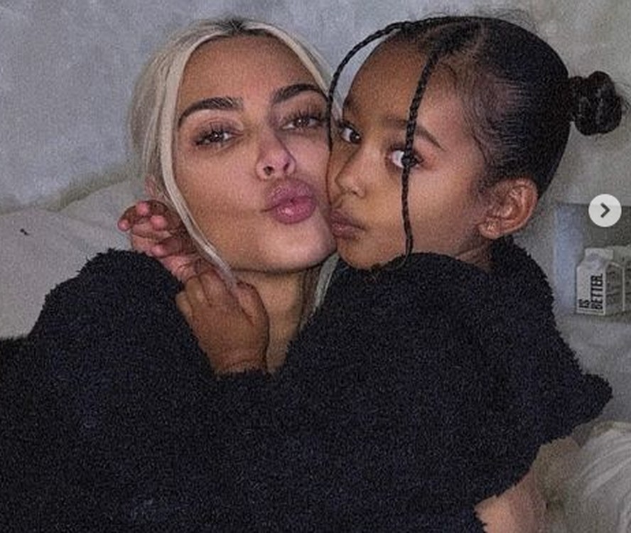 Kim Kardashian celebra aniversário de 5 anos da filha, Chicago