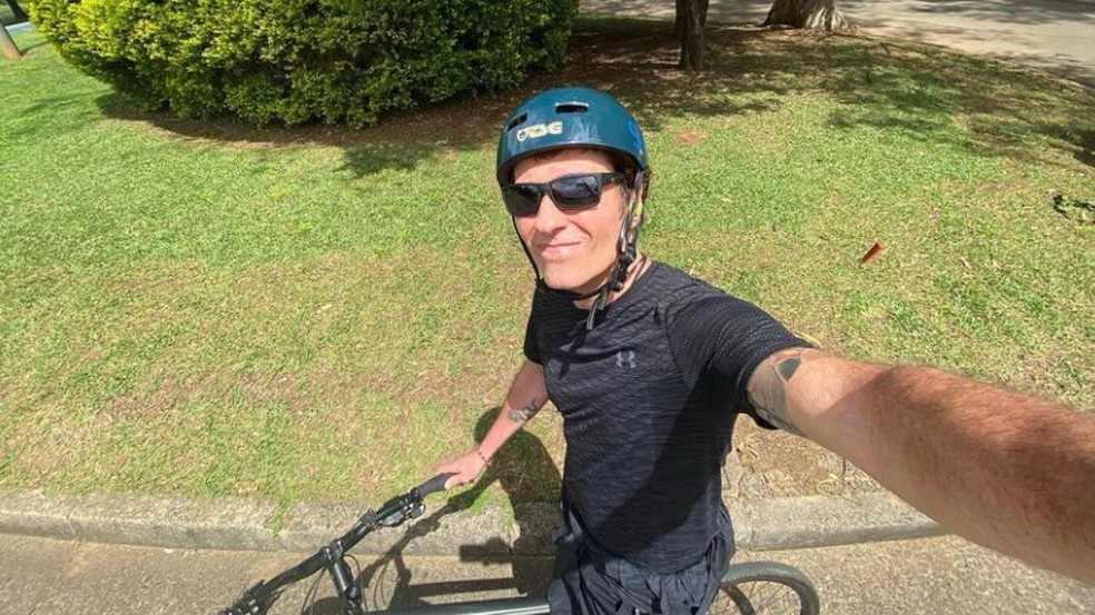 Dinho Ouro Preto também costuma pedalar — Foto: Instagram