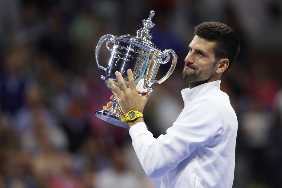 Novak Djokovic é o campeão do US Open 2023 e veste seu Hublot Big Bang Unico — Foto: Getty Images