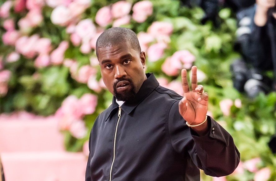 Kanye West usou suas redes sociais para criticar Gap e Adidas