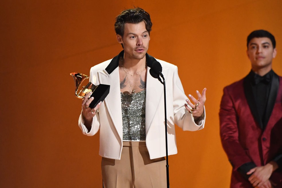 Harry Styles levou com o Melhor Álbum do Ano e Melhor Álbum Vocal Pop por “Harry's House” — Foto: Getty Images/JC Olivera/WireImage)