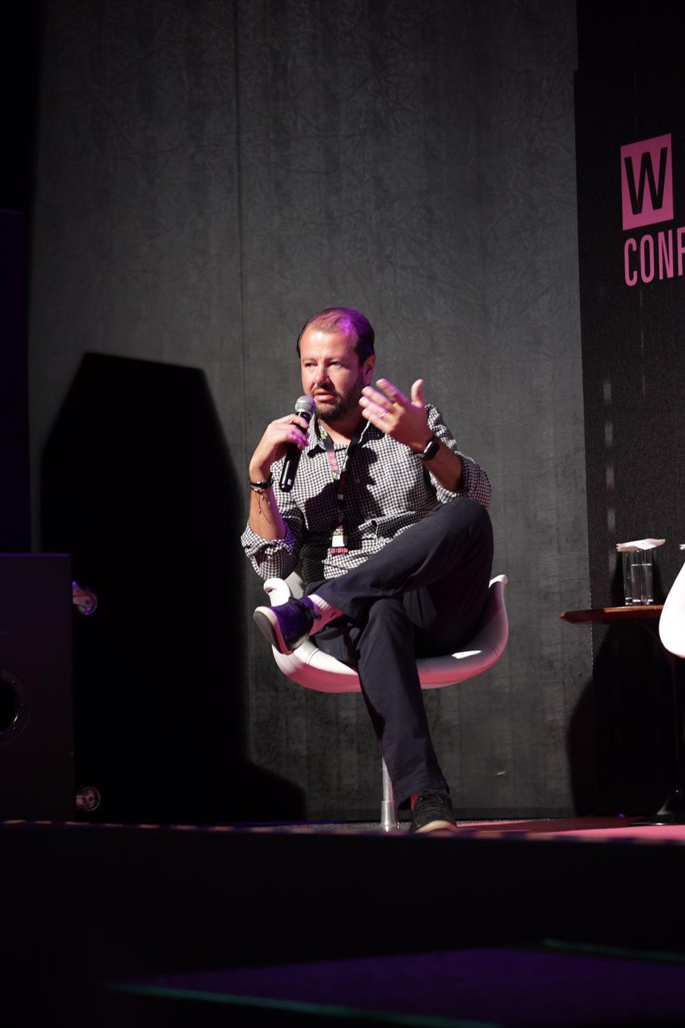 Fabricio Tota, do Mercado Bitcoin, foi um dos palestrantes da Wired Conference 2022 (Foto: André Ligeiro) — Foto: GQ