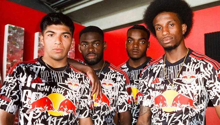 Nova camisa do New York Red Bulls com detalhes em homenagem ao Hip-Hop