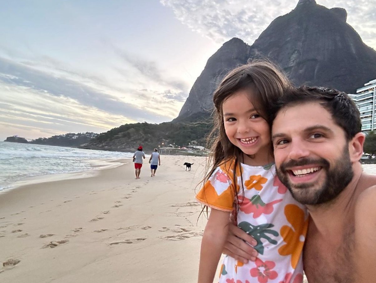 Duda Nagle compartilha novo clique com a filha, Zoe, no Rio: 'Que ...