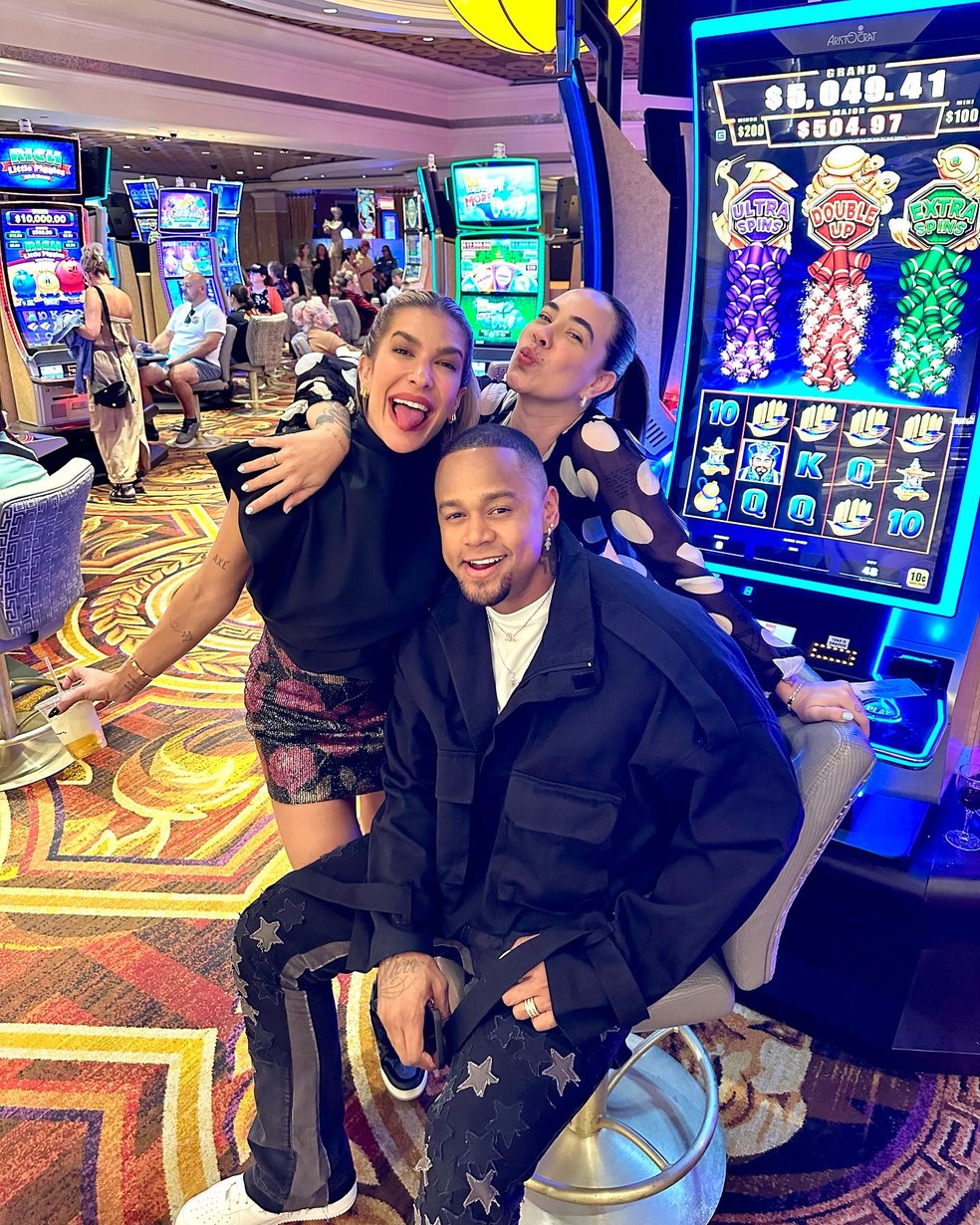 Lore Improta e Léo Santana posam com amiga em Las Vegas — Foto: Reprodução/Instagram
