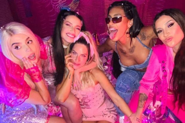 Giovanna Lancellotti, Juliette Giovanna Ewbank, Pocah e Bianca Andrade — Foto: Reprodução/Instagram