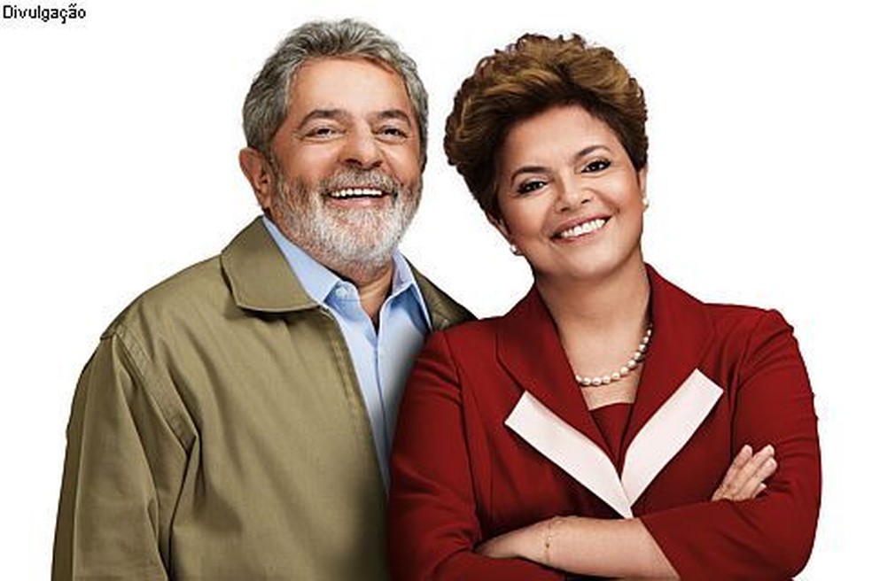 Dilma e Lula em campanha presidencial de 2010 — Foto: Divulgação/PT
