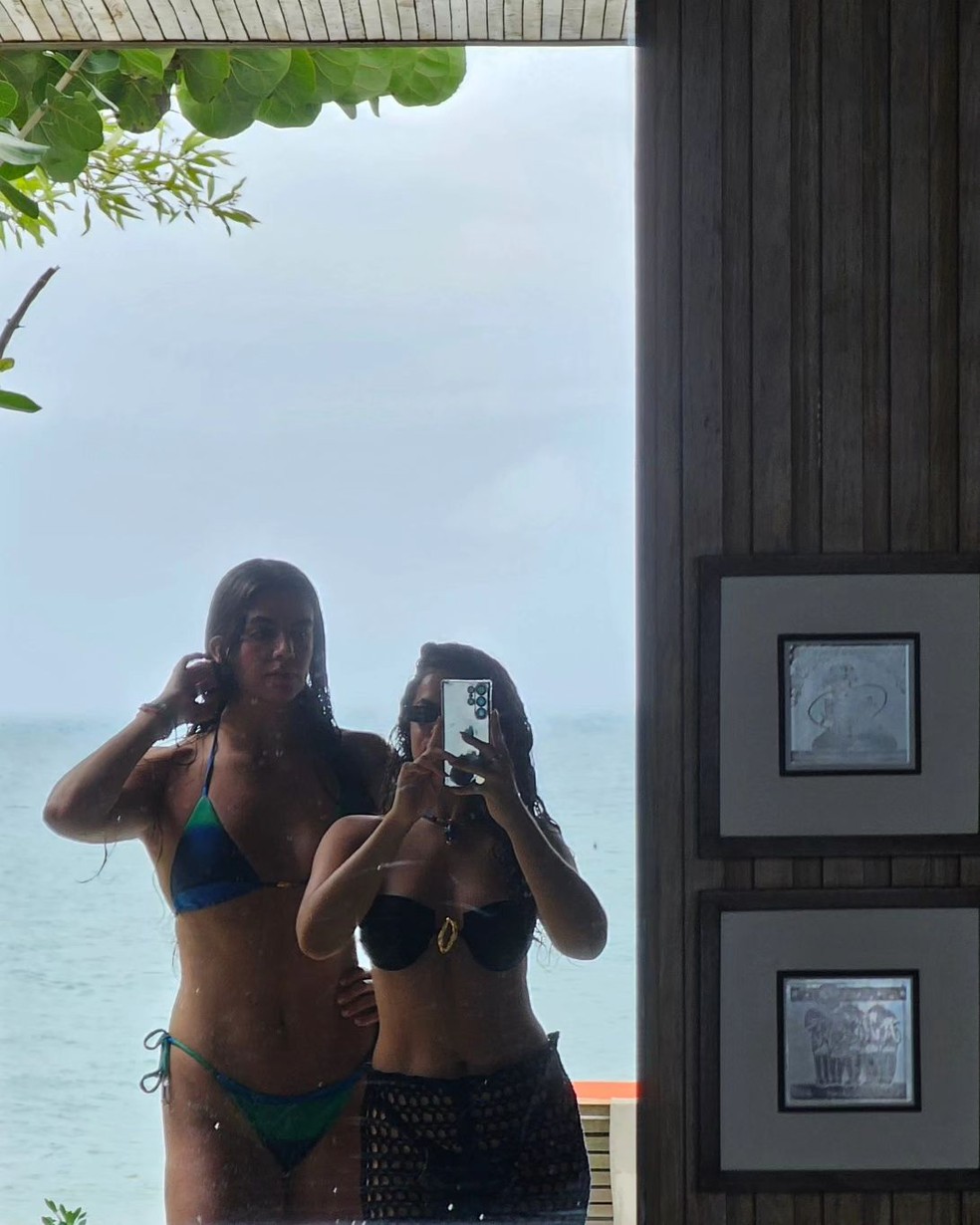 Maisa e a amiga Bianca Brandão — Foto: Reprodução/Instagram