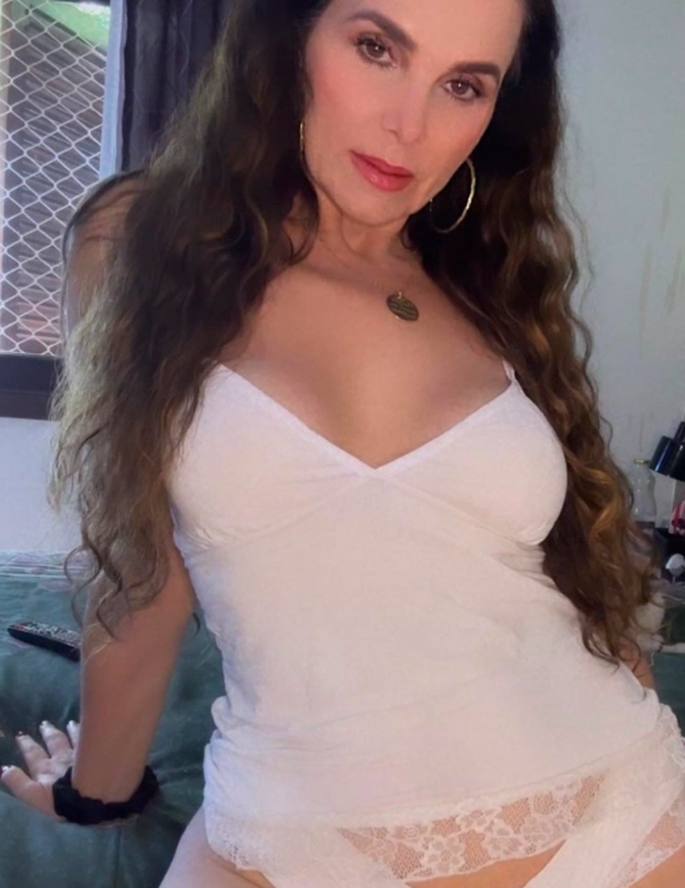 Luiza Ambiel mostra antes e depois do bumbum e movimenta as redes | GQ | GQ