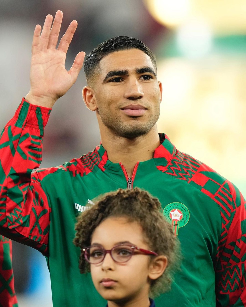Achraf Hakimi, astro da seleção marroquina, protagoniza conquistas da equipe africana na Copa do Mundo — Foto: Reprodução Instagram