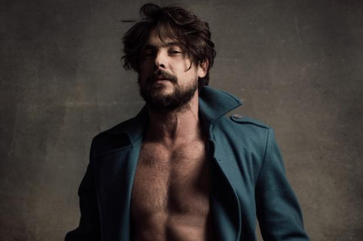 Sérgio Guizé exalta parceria com Renato Góes e Isadora Cruz em 'Mar do Sertão'