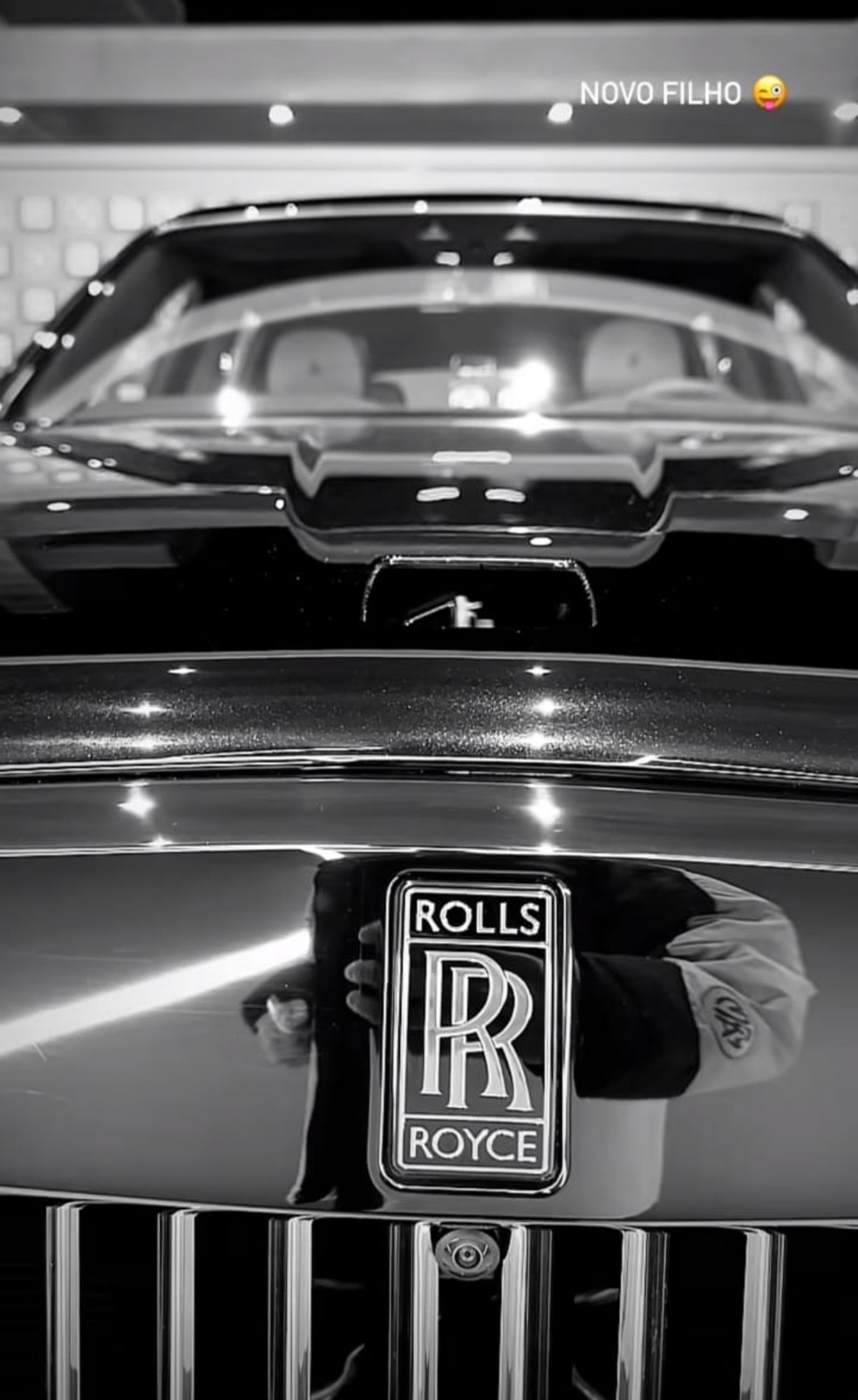 Neymar mostrou carro milionário — Foto: Reprodução Instagram