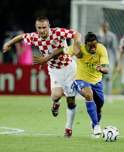 Croácia enfrenta Brasil com tradicional uniforme xadrez; entenda