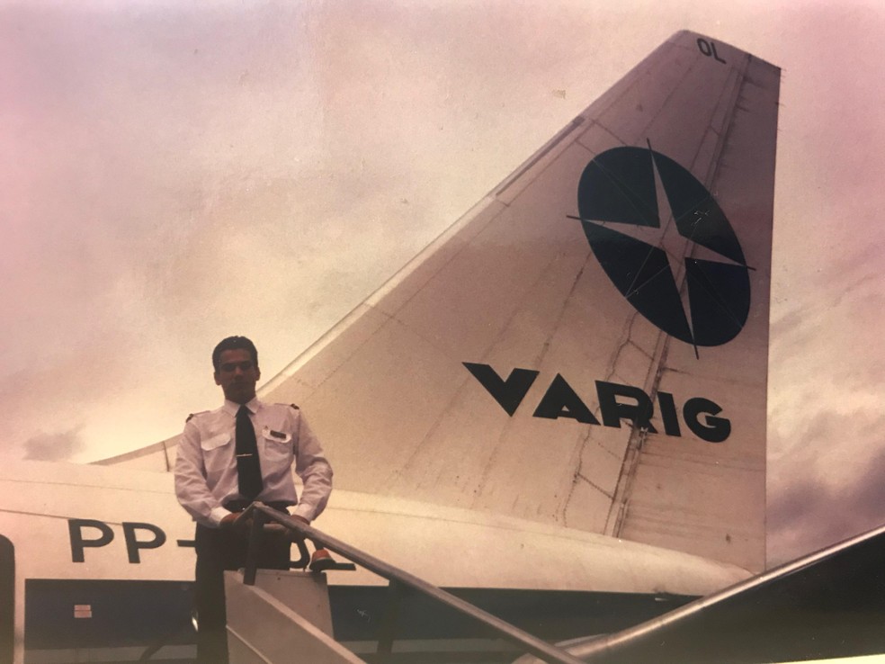 Ex-comissário de bordo da extinta Varig relembra experiências inusitadas em voos — Foto: Arquivo pessoal