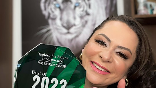 Brasileira recebe segundo prêmio nos EUA após sucesso vendendo tapioca