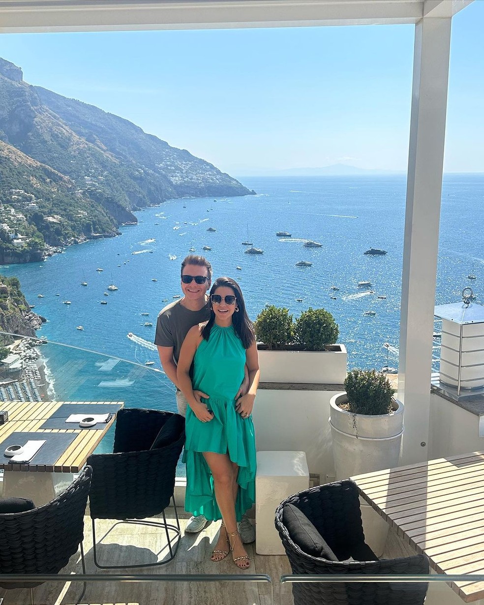 Michel Teló e Thais Fersoza curtem férias na Itália — Foto: Reprodução / Instagram