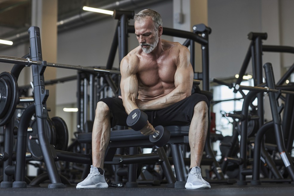 Homem malhando — Foto: Getty Images