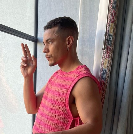 Regata tricotada de Isamel Cruz Córdova — Foto: Reprodução/Instagram