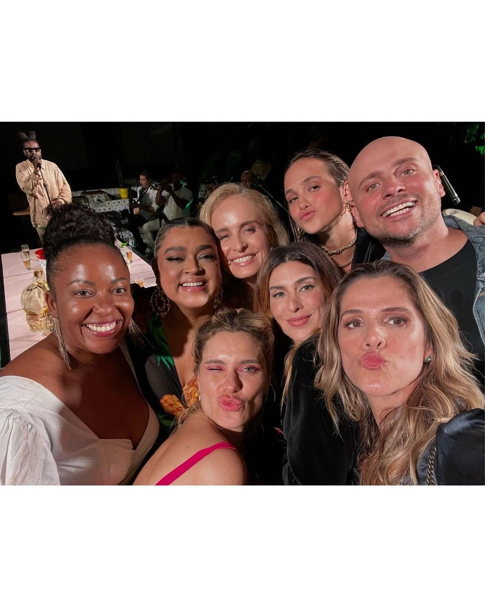 Fernanda Paes Leme com outros convidados da Preta Gil — Foto: Instagram/Reprodução