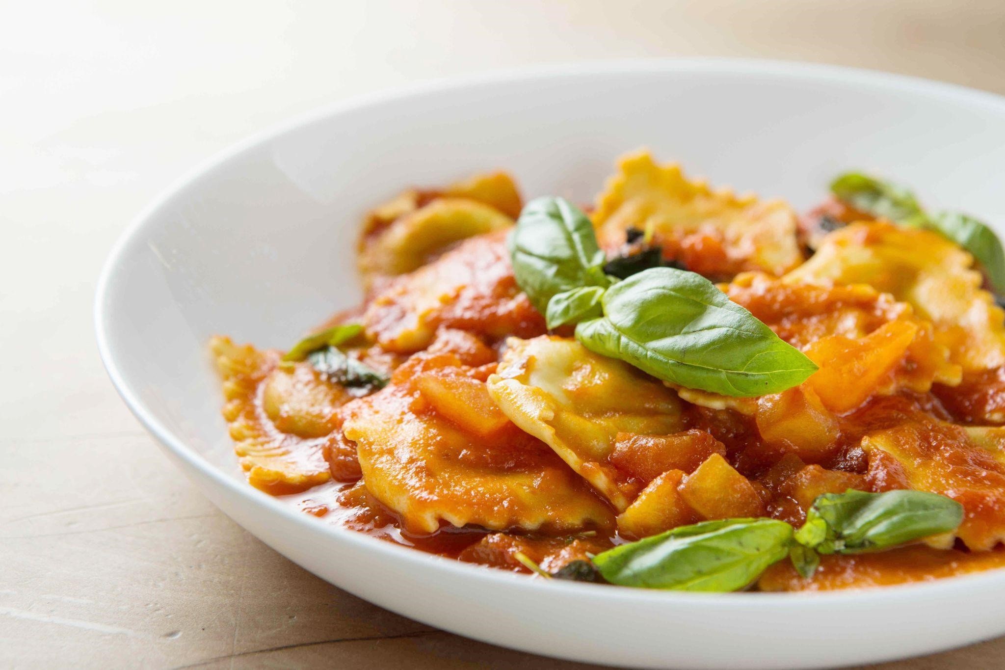 Segunda sem carne: aprenda a fazer ravioli de mozzarella di bufala