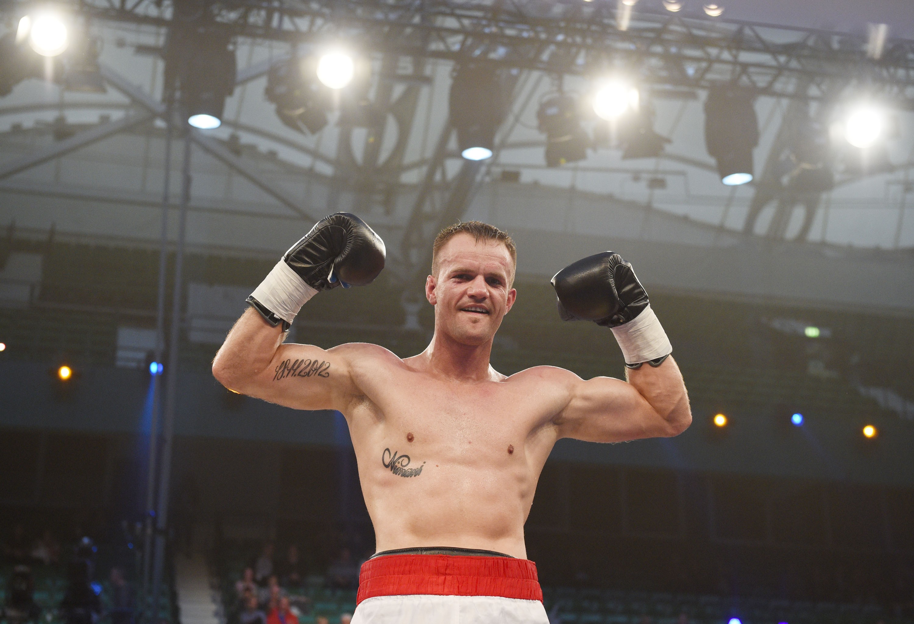 Ex-campeão europeu de boxe é assassinado na Alemanha