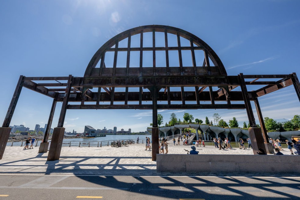 Restos do antigo portão do Pier 54, em Nova York — Foto: Getty Images