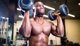 Como a musculação pode reverter danos da obesidade e reprogramar o fígado, segundo cientistas brasileiros