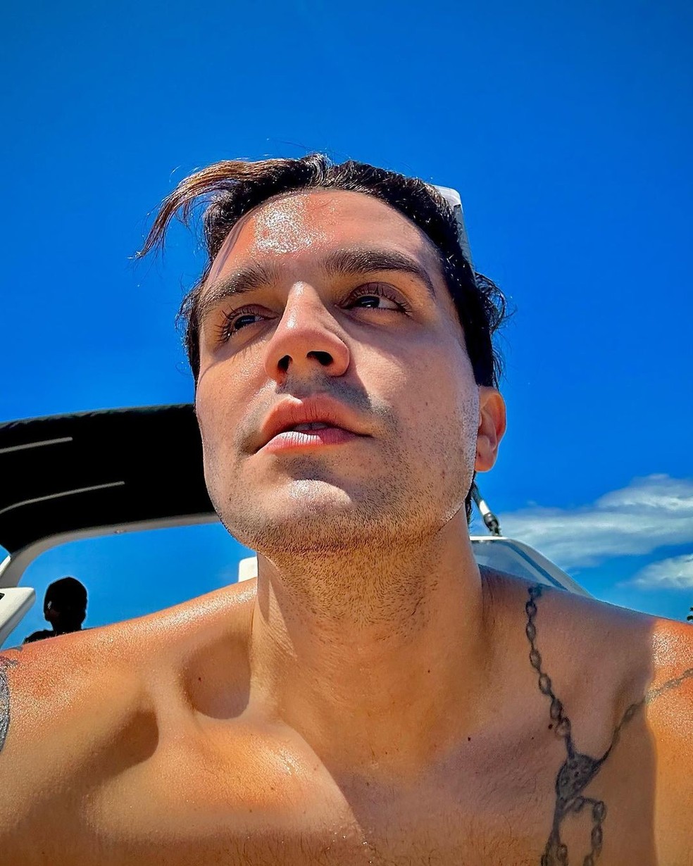 Luan Santana abre fotos de viagem à Bahia | GQ | GQ