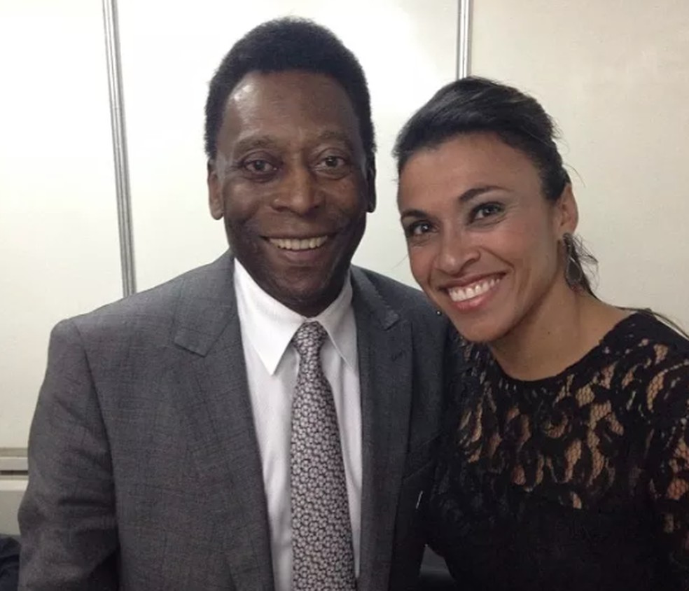 Pelé e Marta, ex-camisas 10 e ídolos da Seleção Brasileira — Foto: Reprodução Instagram