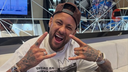 Coleção de relógios milionários de Neymar conta com peça avaliada em mais de R$ 5 milhões Coleção de relógios milionários de Neymar conta com peça avaliada em mais de R$ 5 milhões