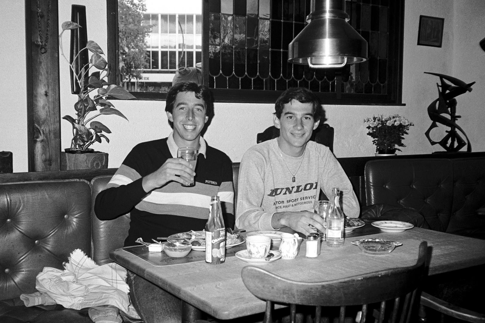 Fotógrafo de Senna compartilha memórias e fotos históricas com o piloto