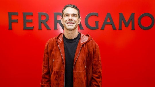 A convite de Ferragamo, Marcus Buaiz reflete sobre tradições familiares e construção de legado