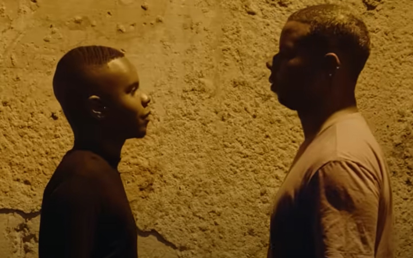 Filipe Ret, apontado como novo affair de Anitta, lança clipe em que ...